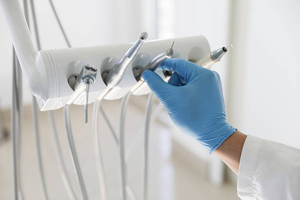Professional Tooth Extraction technician working in Bunker Hill, IL